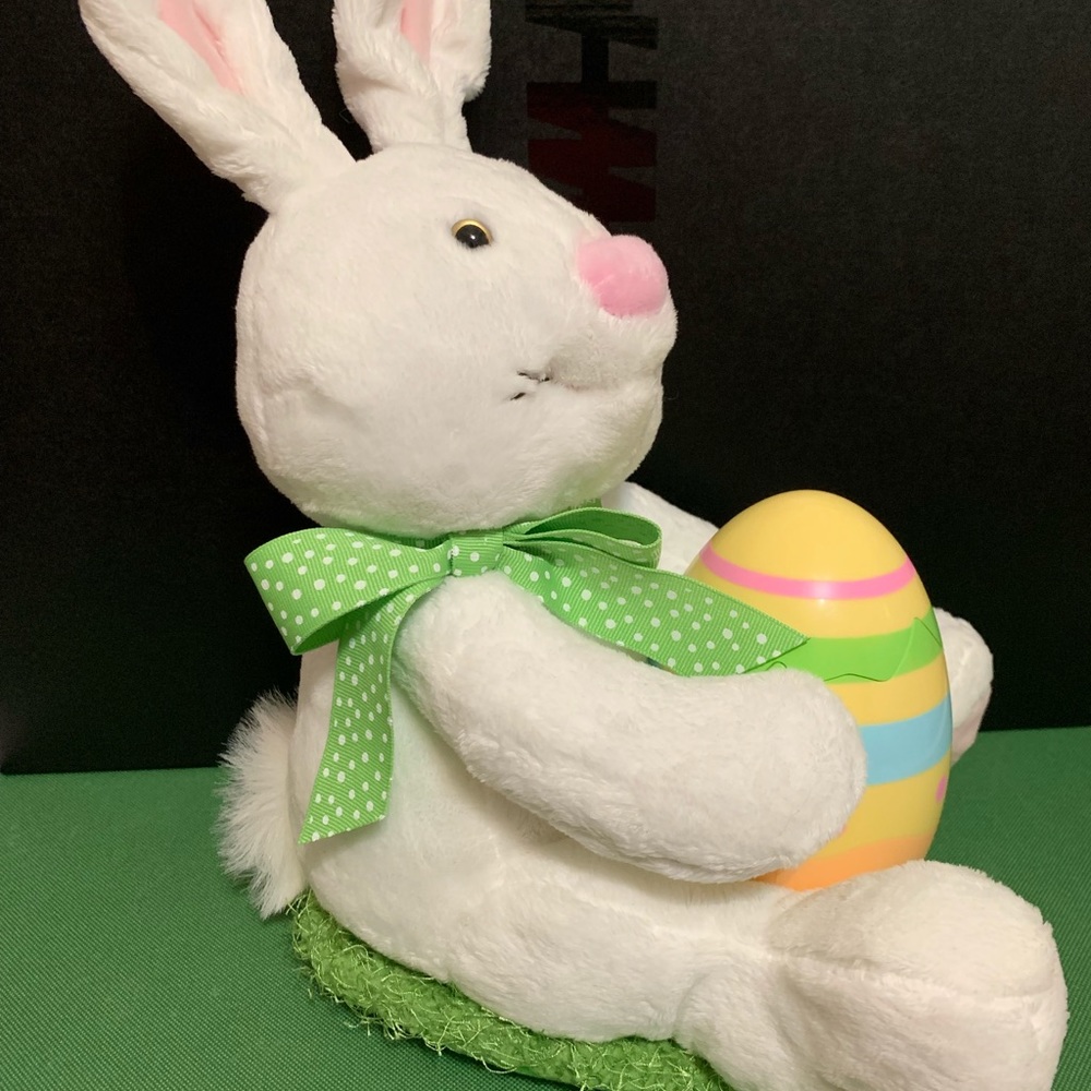 Hallmark Collectible - Picture 3 of 5
